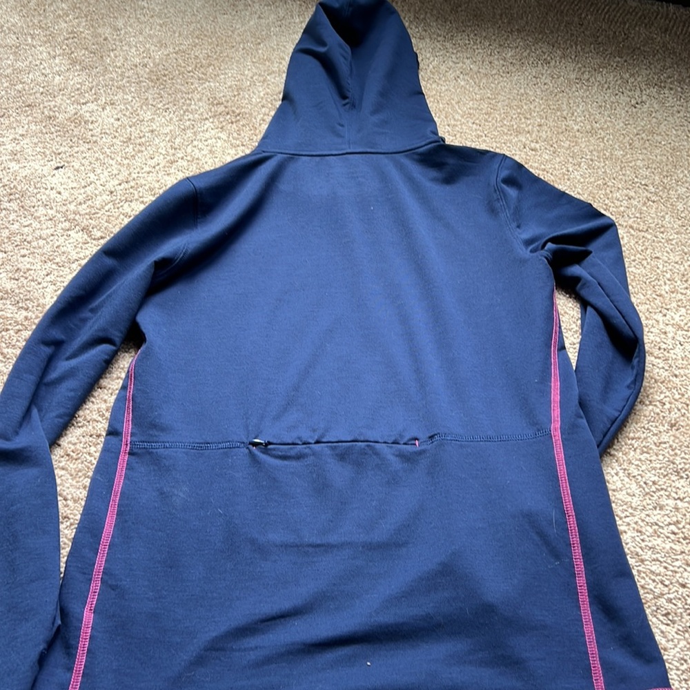 Vineyard Vines Performance Top - image 3